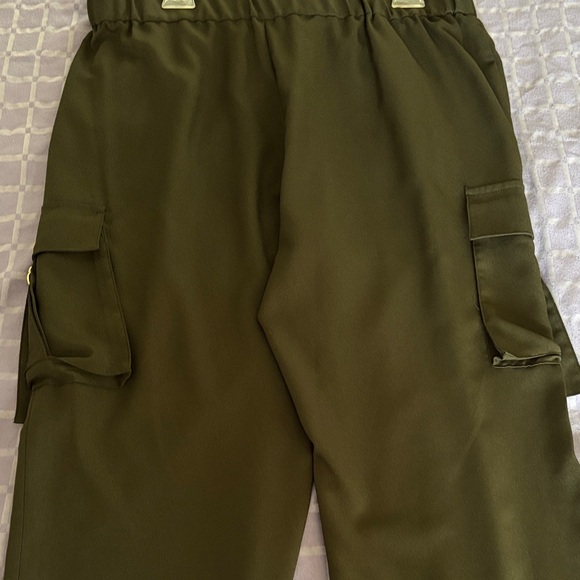MICHAEL Michael Kors Dark Green Cargo Pants - Picture 6 of 8